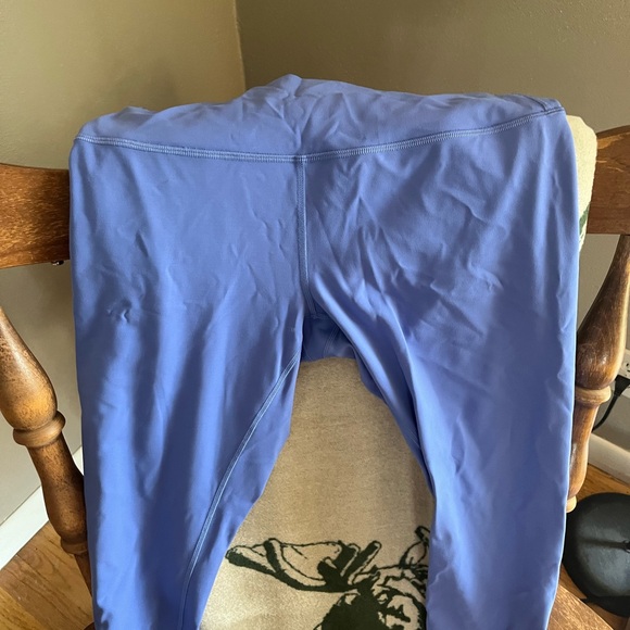 Lululemon Wunder Train Leggings 25in in Wild Indigo - Picture 4 of 5